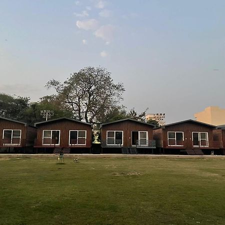 Vrindavan Greens Resort ウダイプル エクステリア 写真