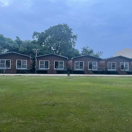 Vrindavan Greens Resort ウダイプル エクステリア 写真